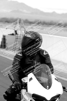 media/Mar-20-2023-Moto Forza (Mon) [[d0bbc59e78]]/Around the Pits/